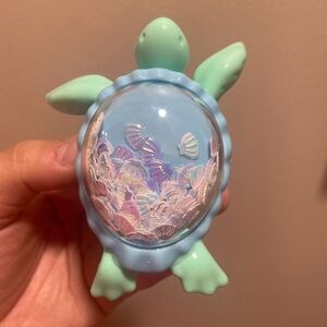 Bath and body works hand sanitizer holder